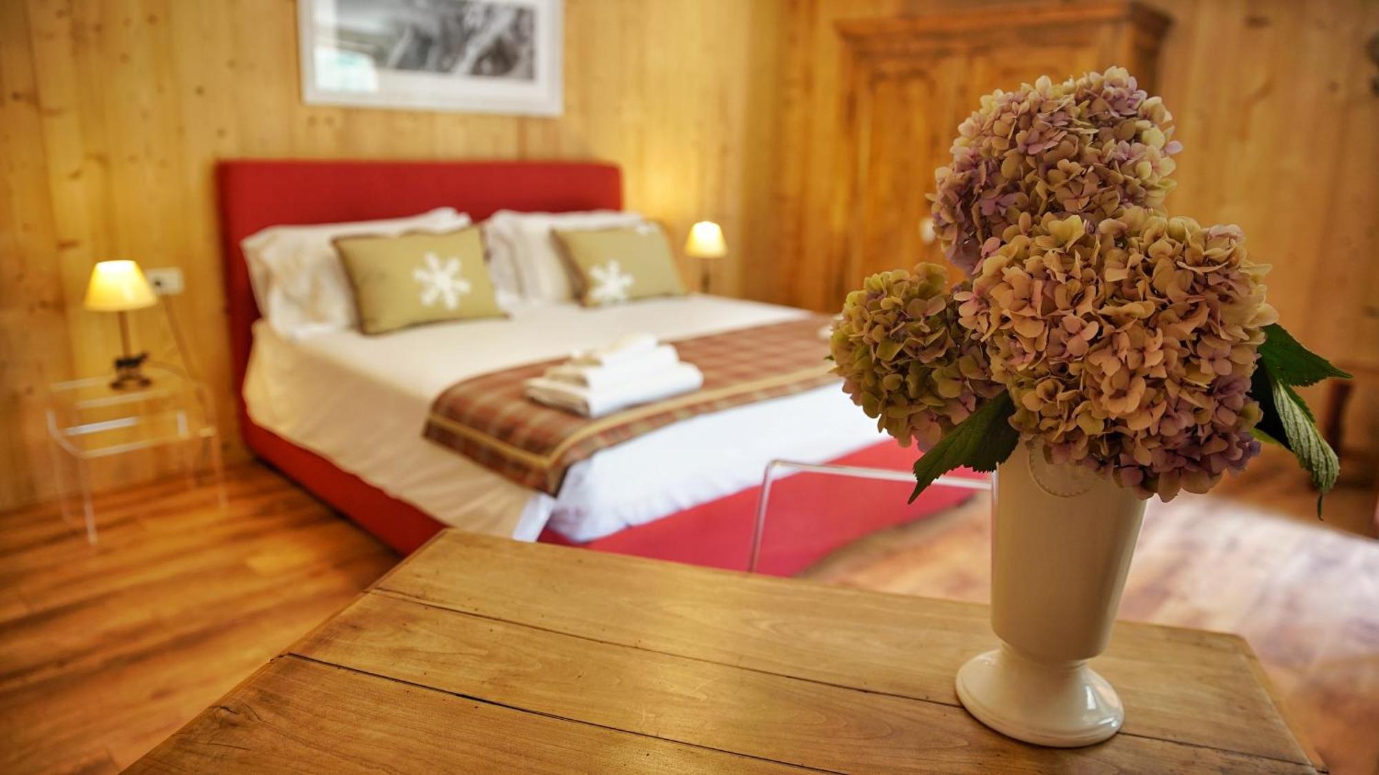 Lo Chalet Bed & Breakfast Pontboset Dış mekan fotoğraf